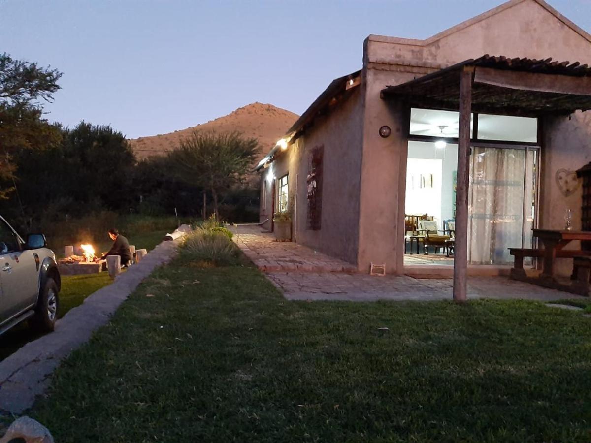 Waterval Farmstay Храфф-Рейнет Экстерьер фото